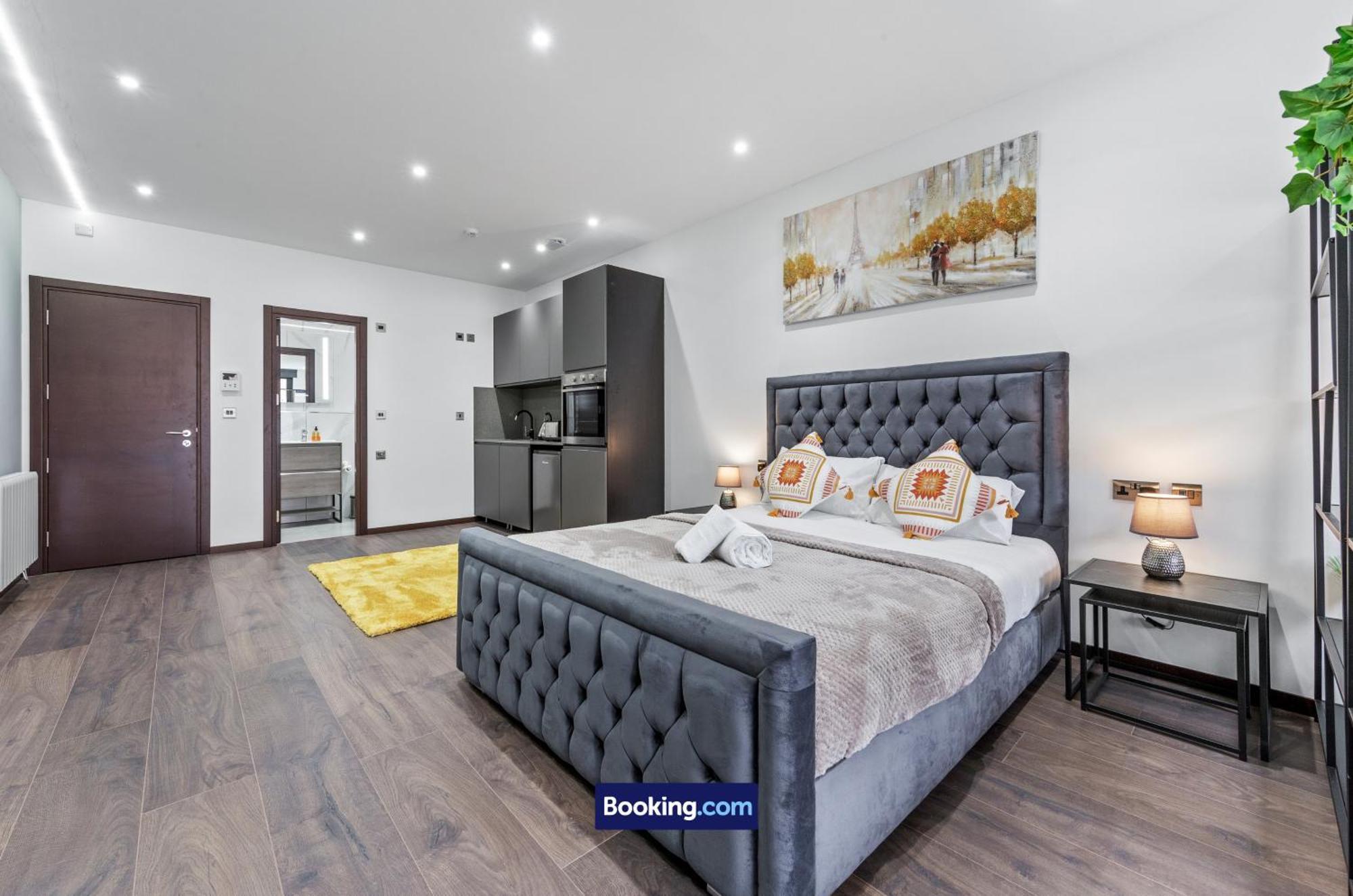 Stylish Studio Apt By Stay Smart Short Lets & Serviced Accommodation Woodstock With Free Wifi London Exterior photo