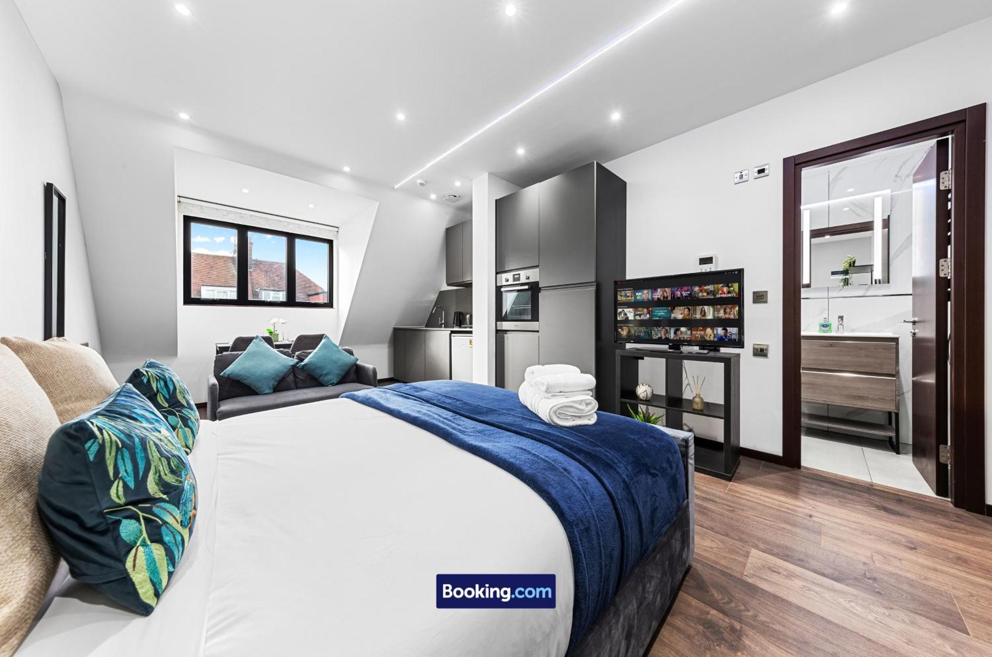 Stylish Studio Apt By Stay Smart Short Lets & Serviced Accommodation Woodstock With Free Wifi London Exterior photo